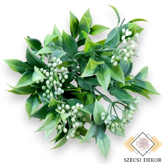 Mű zöld bimbós ruscus csokor 5 szál 30 cm - fehér szemből